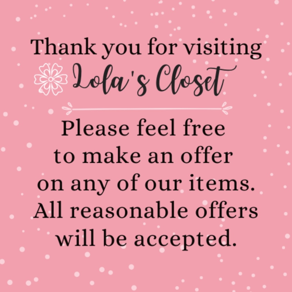 High-End & Mid-Range Consignment Shopping - Picture 2 of 5